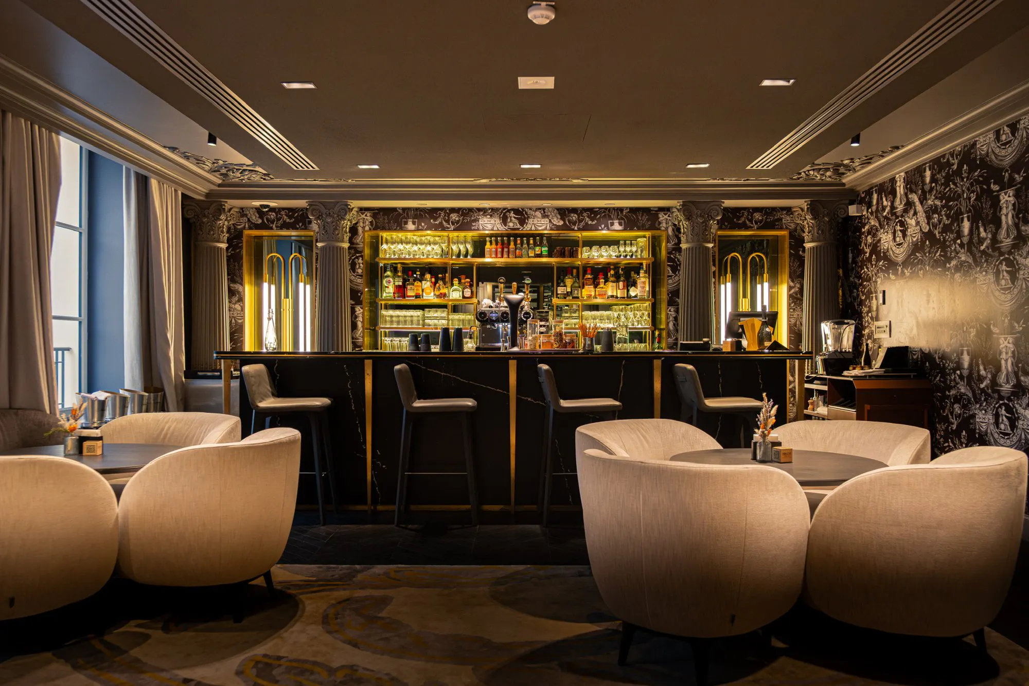 Dolce Versailles (2) Image 37 of Dolce Versailles 2.jpg?auto=format%2Ccompress&ixlib=php 3.3 in An award-winning house in New Zealand with a New York loft vibe - Cosentino