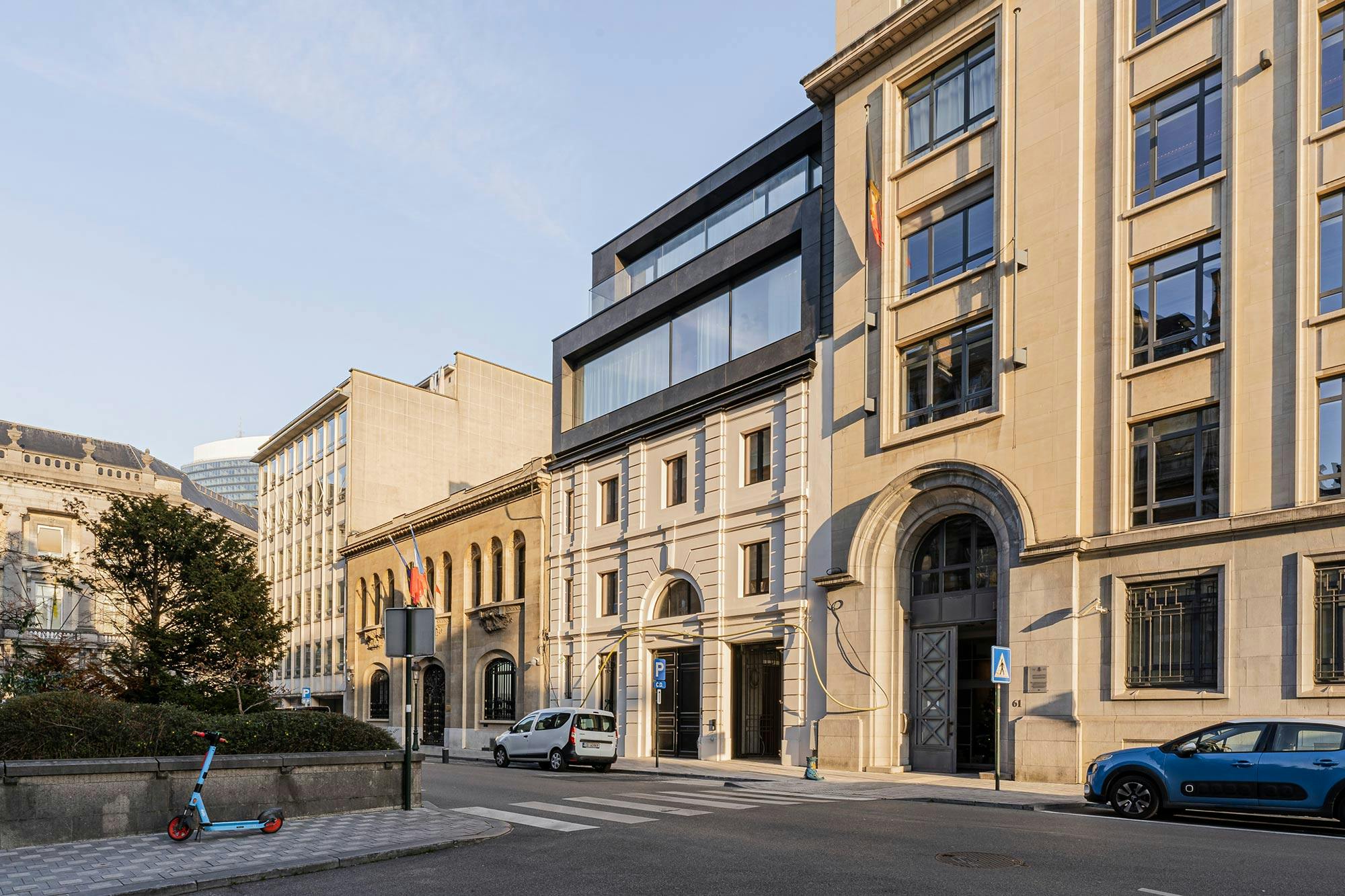 Numéro d'image 35 de la section actuelle de Réflexions en Dekton: la rénovation du bâtiment classique « The Duke » de Bruxelles de Cosentino France