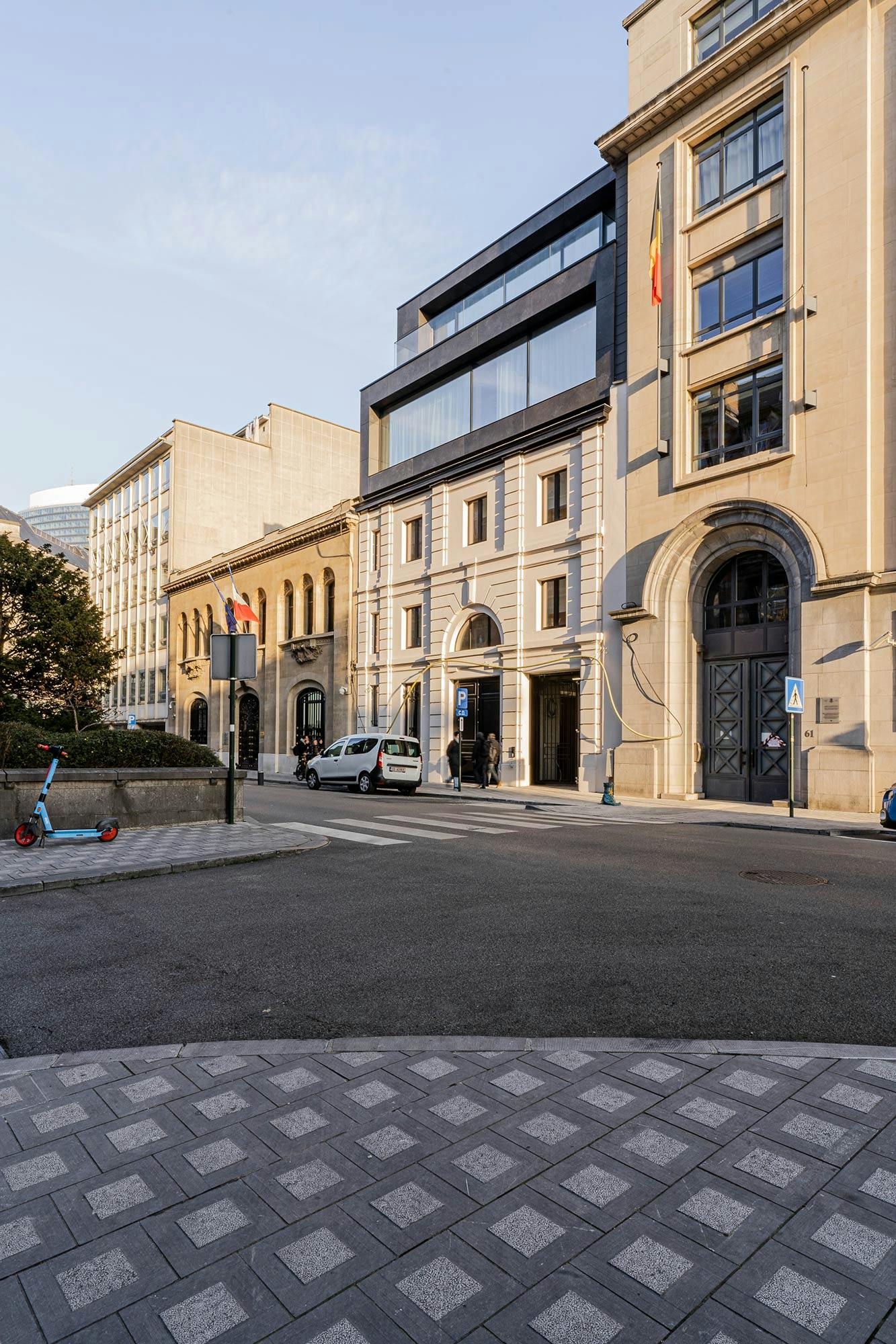 Numéro d'image 47 de la section actuelle de Réflexions en Dekton: la rénovation du bâtiment classique « The Duke » de Bruxelles de Cosentino France