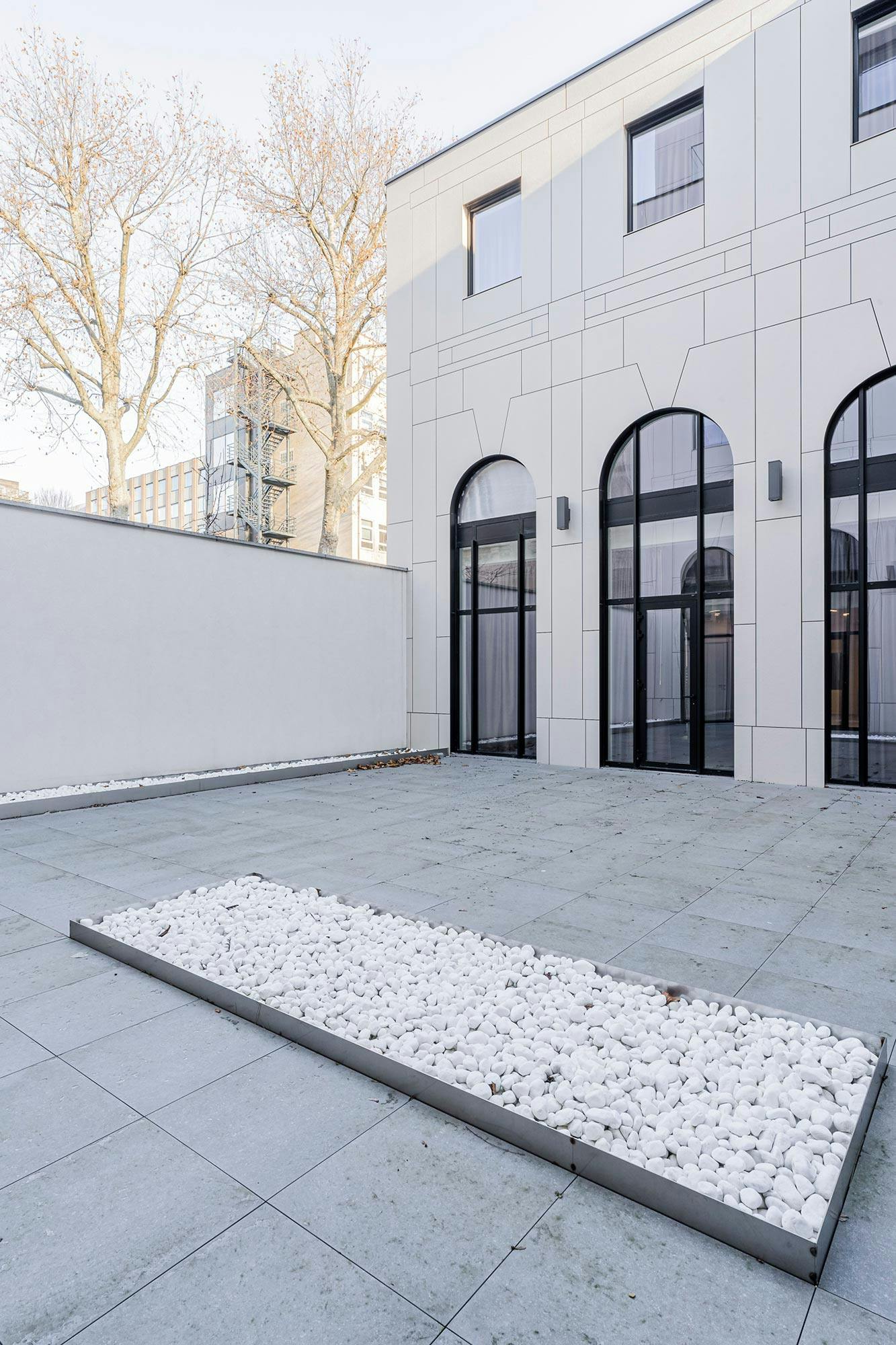 Numéro d'image 43 de la section actuelle de Réflexions en Dekton: la rénovation du bâtiment classique « The Duke » de Bruxelles de Cosentino France