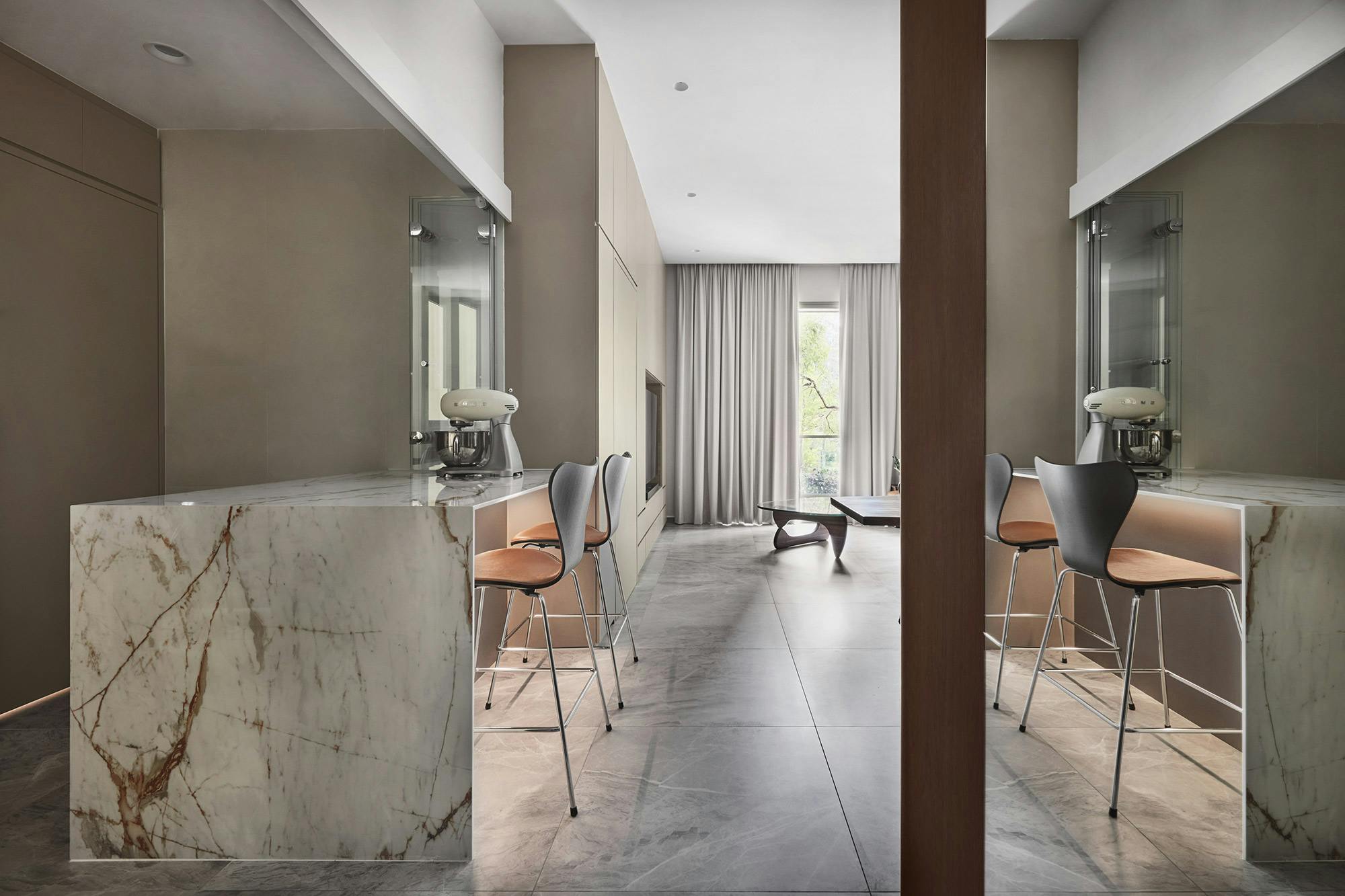 Numéro d'image 36 de la section actuelle de Dekton Sirius adds a welcoming touch to the kitchens of a residential development in Dubai de Cosentino France