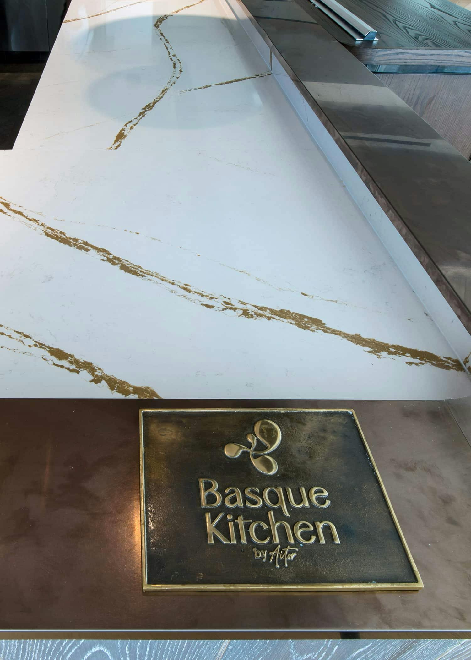 Numéro d'image 219 de la section actuelle de Basque Kitchen By Aitor de Cosentino Canada