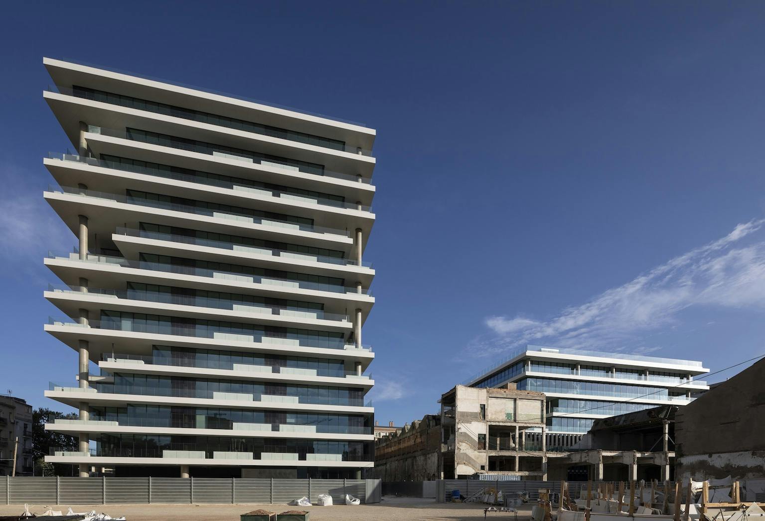 Numéro d'image 41 de la section actuelle de Dekton contributes to the character of one of the most sustainable buildings in Spain de Cosentino Canada