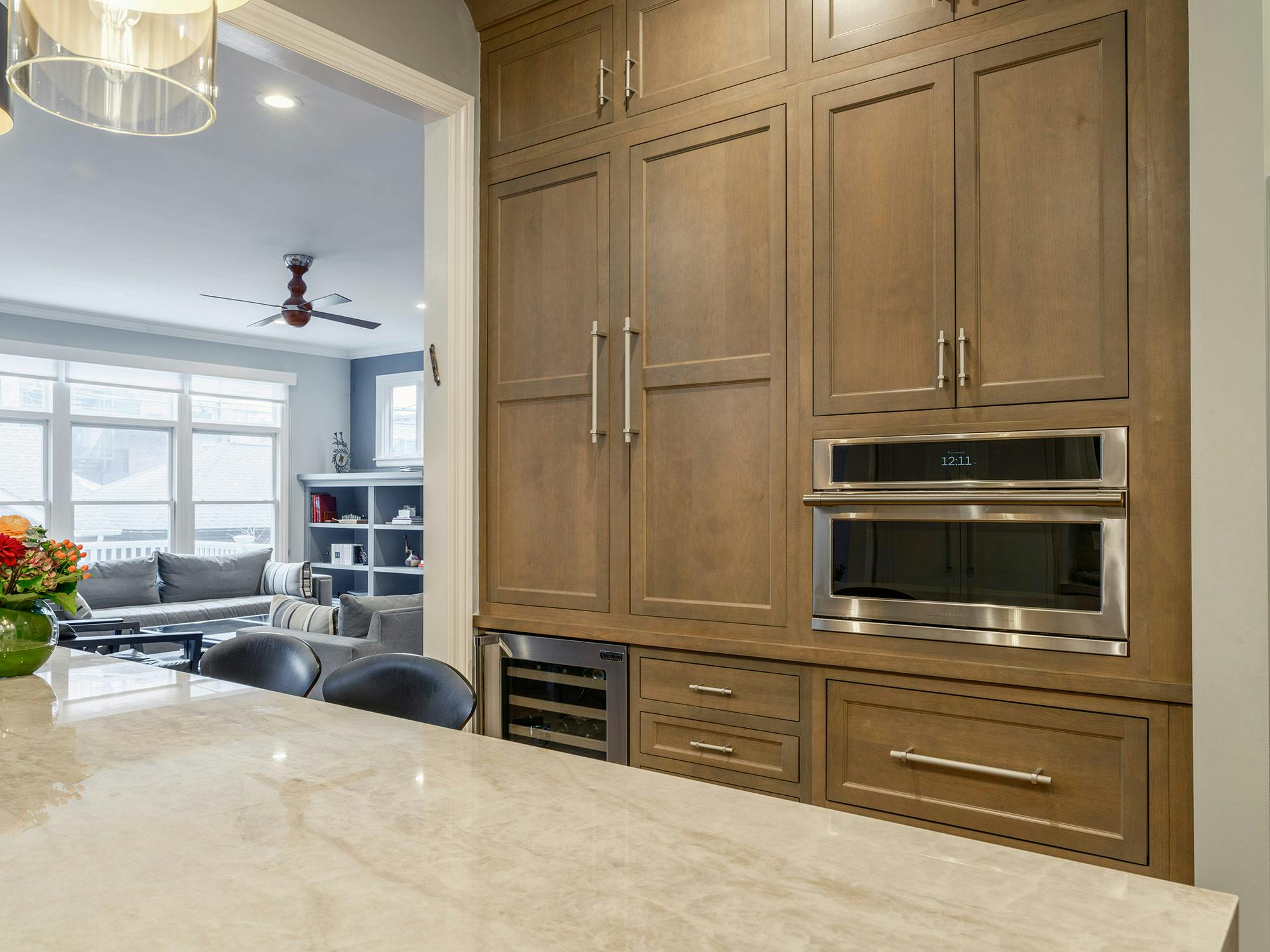 Numéro d'image 39 de la section actuelle de A warm natural kitchen perfect for a busy family de Cosentino Canada