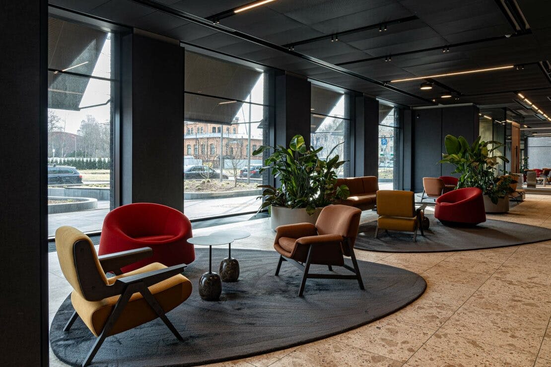 The new, polished image of the New Hanza offices in Riga - Cosentino FR ...