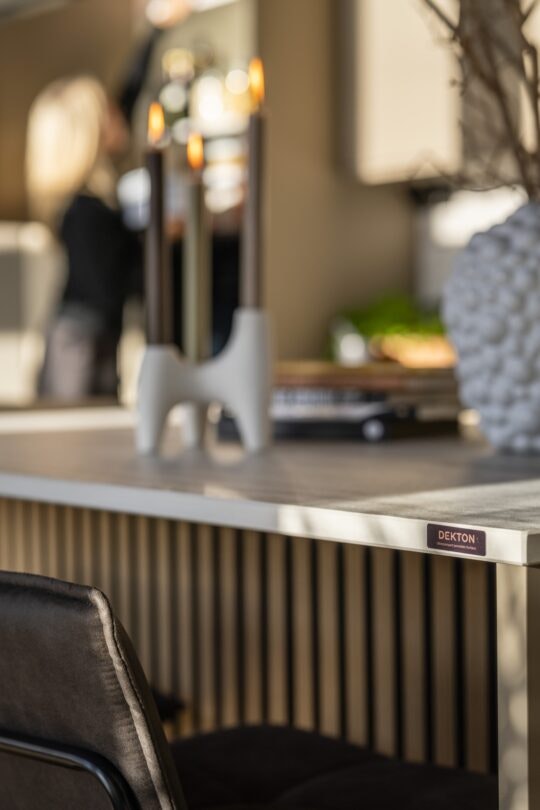 Dekton Trevi Marko (22) Dekton Trevi Marko (22)