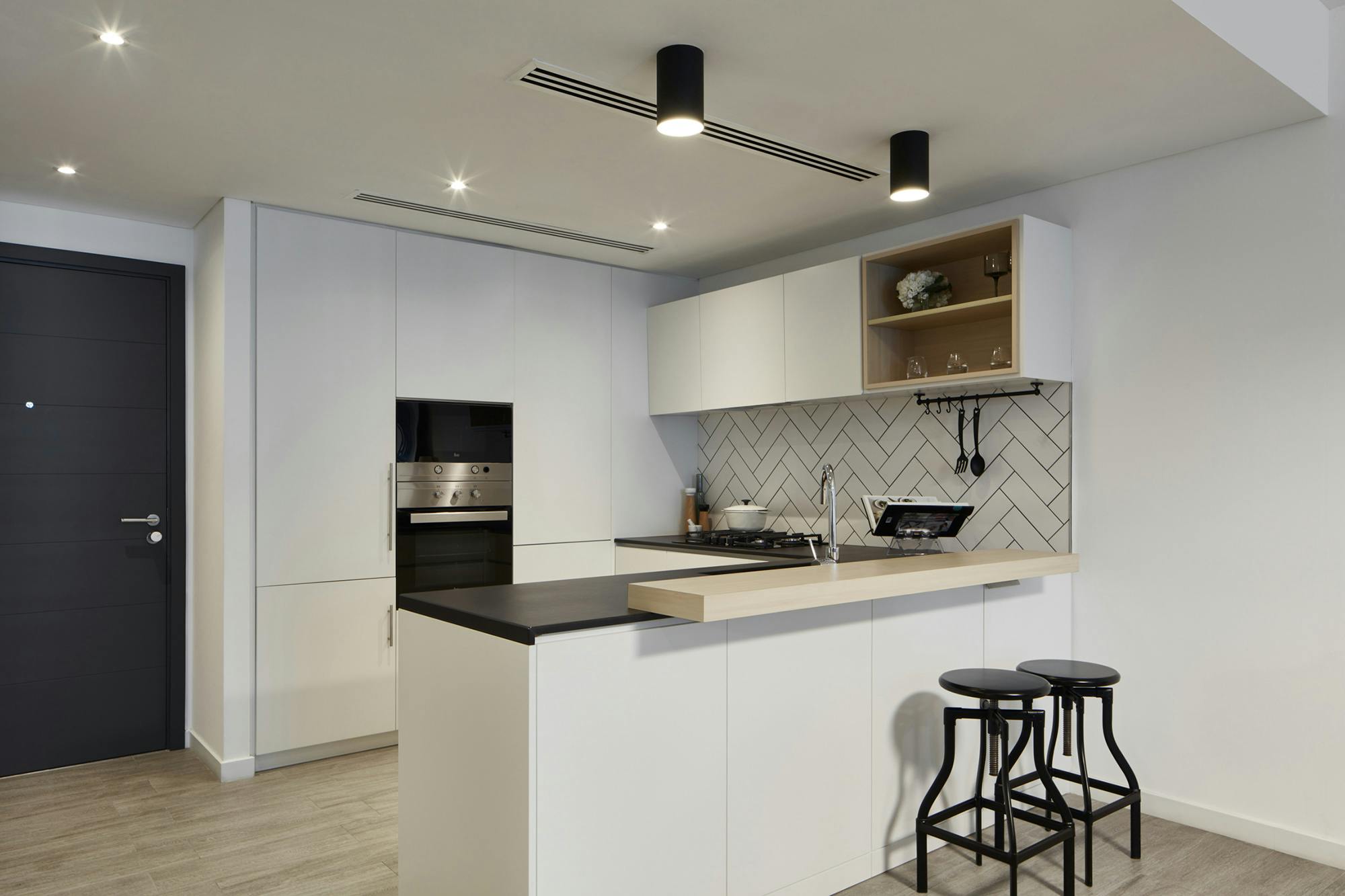 Numéro d'image 32 de la section actuelle de DKTN Sirius adds a welcoming touch to the kitchens of a residential development in Dubai de Cosentino France