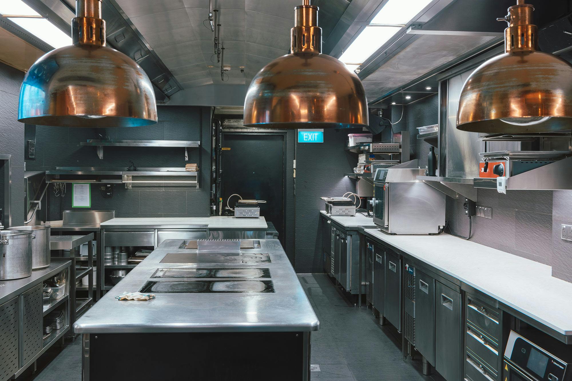 Numéro d'image 32 de la section actuelle de DKTN is featured in three-Michelin-star restaurant Zén’s refurbished kitchen de Cosentino France