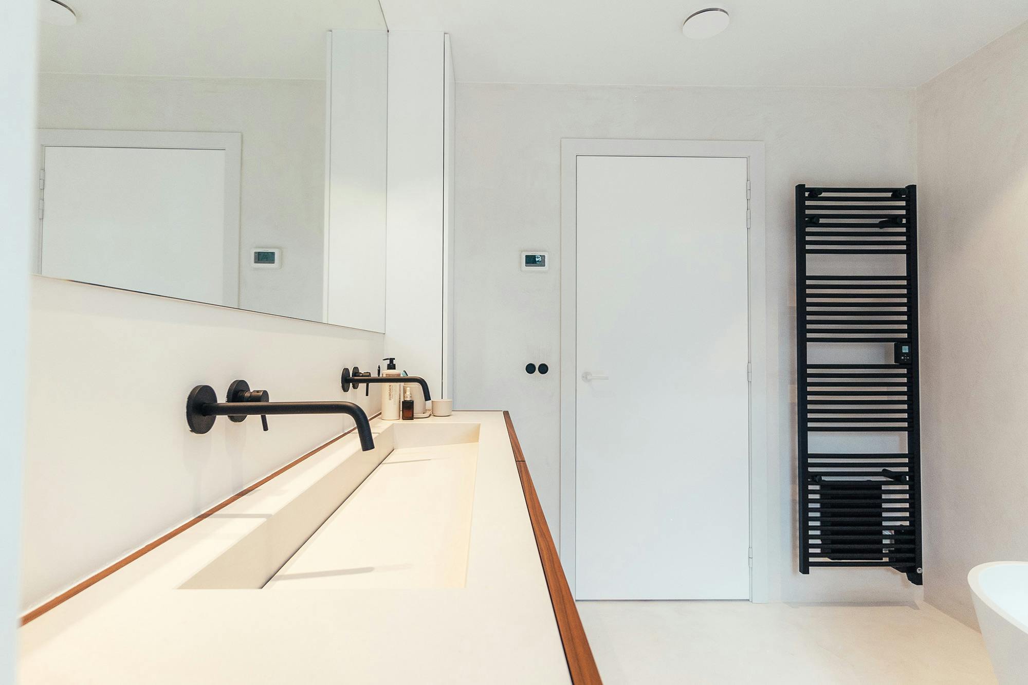 Numéro d'image 37 de la section actuelle de Cosentino was the perfect solution for the beautiful and functional kitchen and bathrooms in this lovely Sydney home de Cosentino France