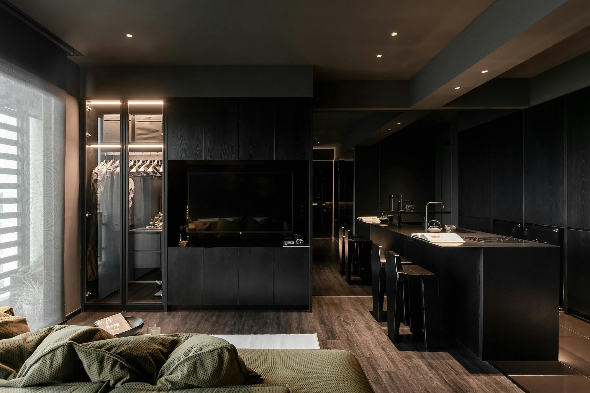 Numéro d'image 32 de la section actuelle de The pure, deep black of Silestone Iconic Black for Ippo Asia’s elegant suites in Kuala Lumpur de Cosentino France