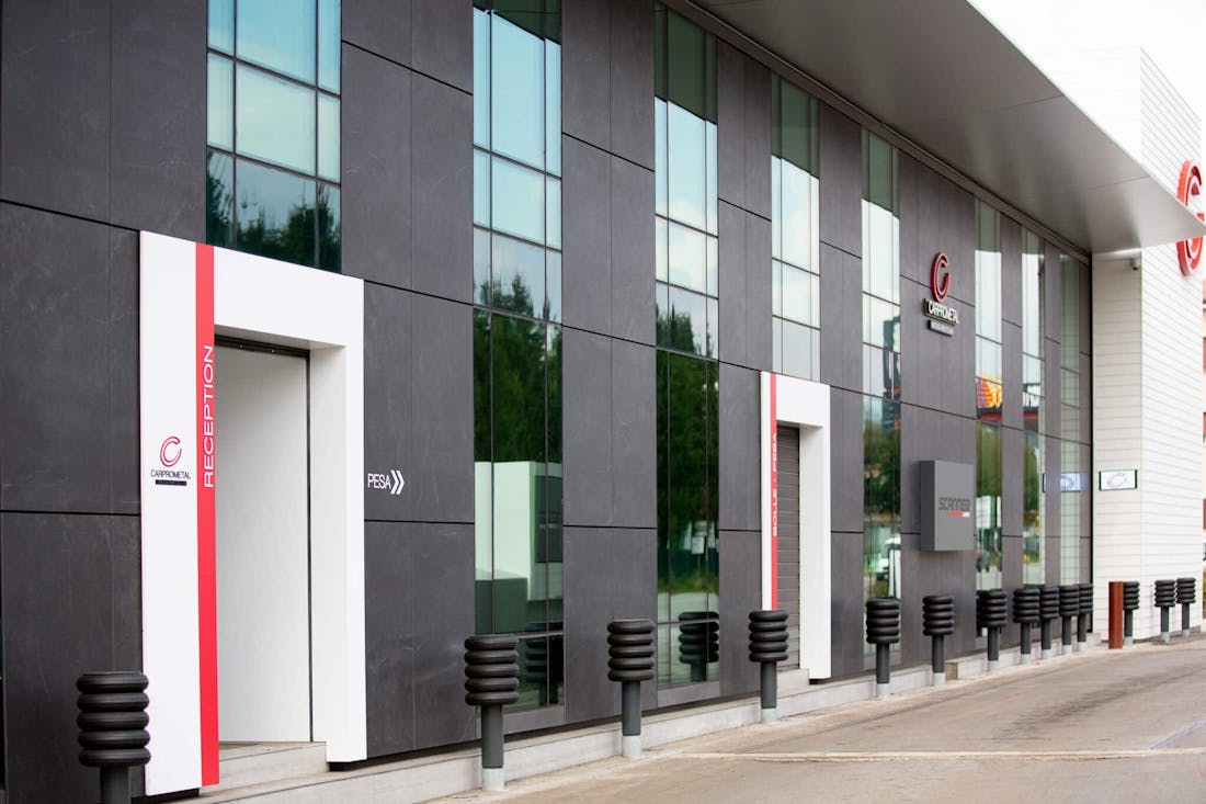 Carprometal building