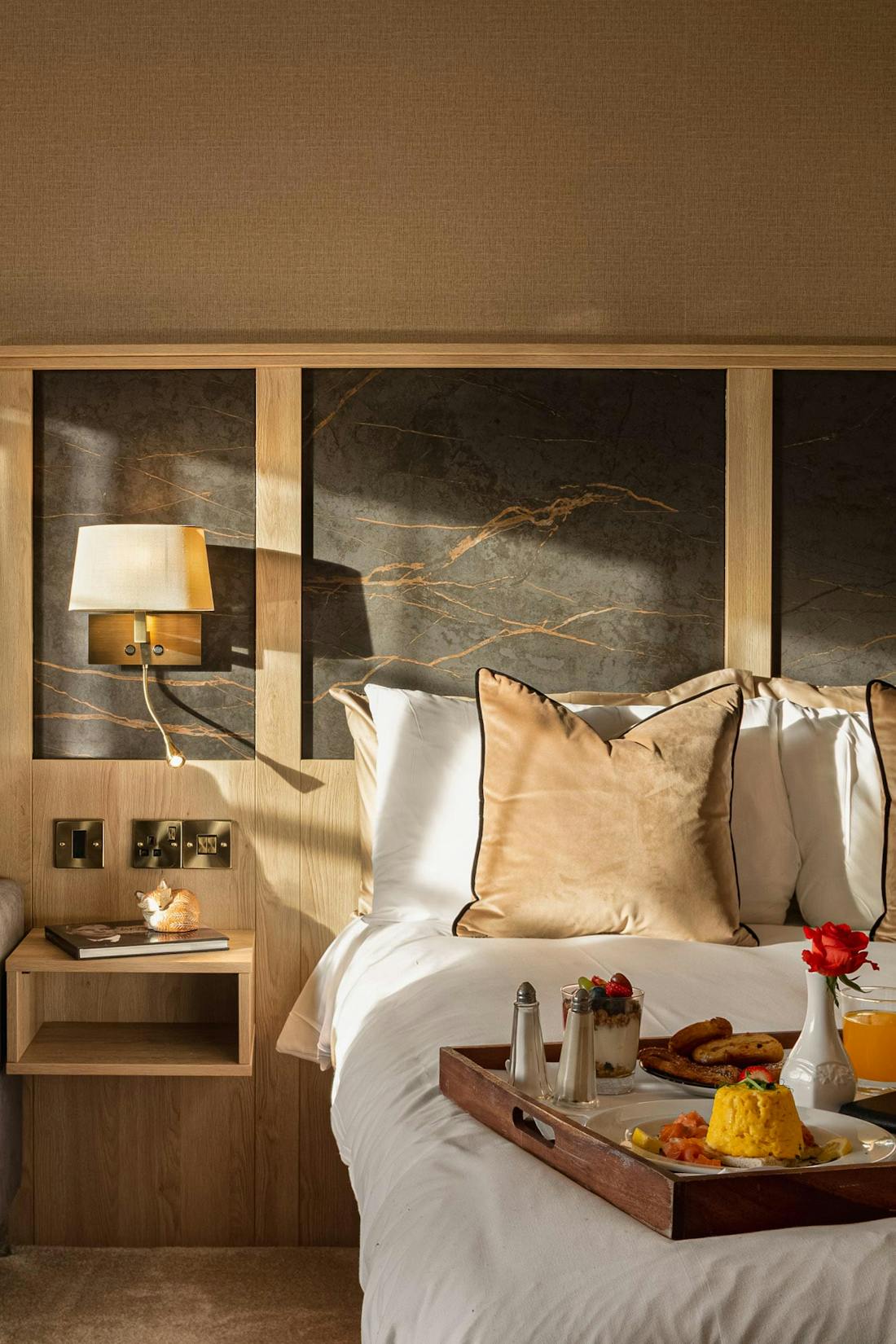 Heritage Hotel Gets A Modern Make-Over whit Dekton