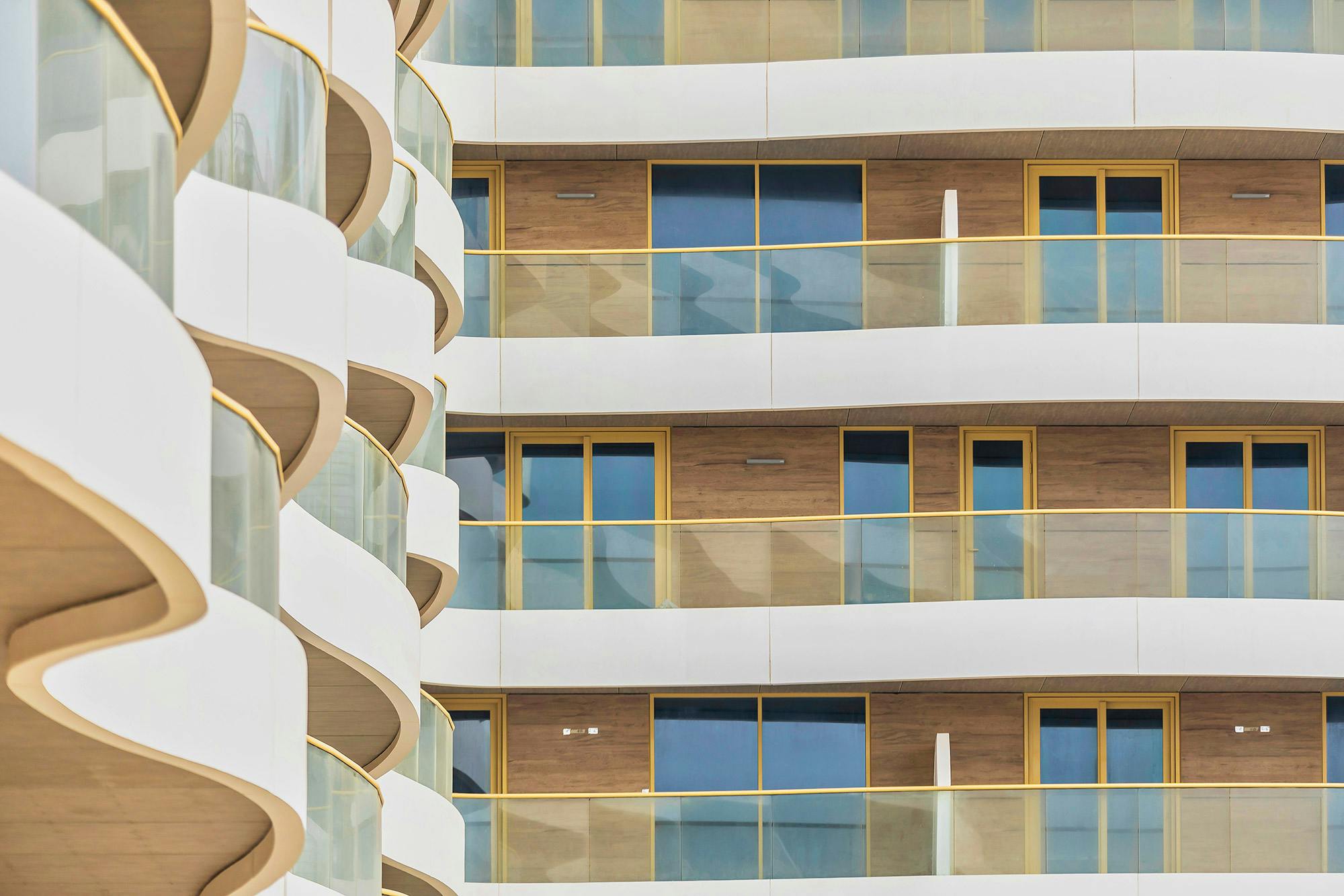 Numéro d'image 41 de la section actuelle de The largest façade project in the world featuring the Dekton ventilated system  de Cosentino France