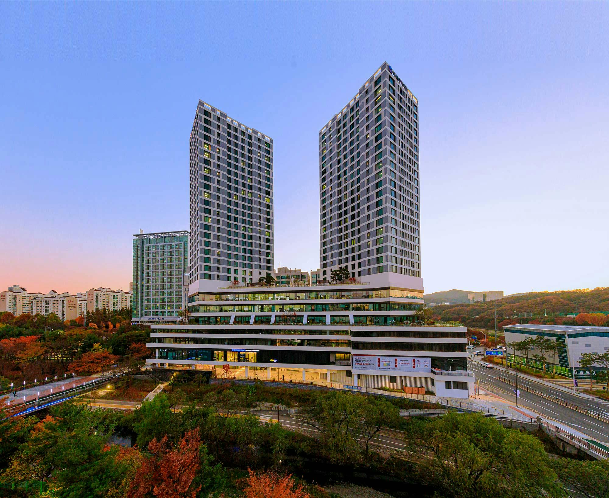 Numéro d'image 33 de la section actuelle de Korea: Ode to contemporary architecture amidst Sakura blossoms thanks to Dekton de Cosentino France