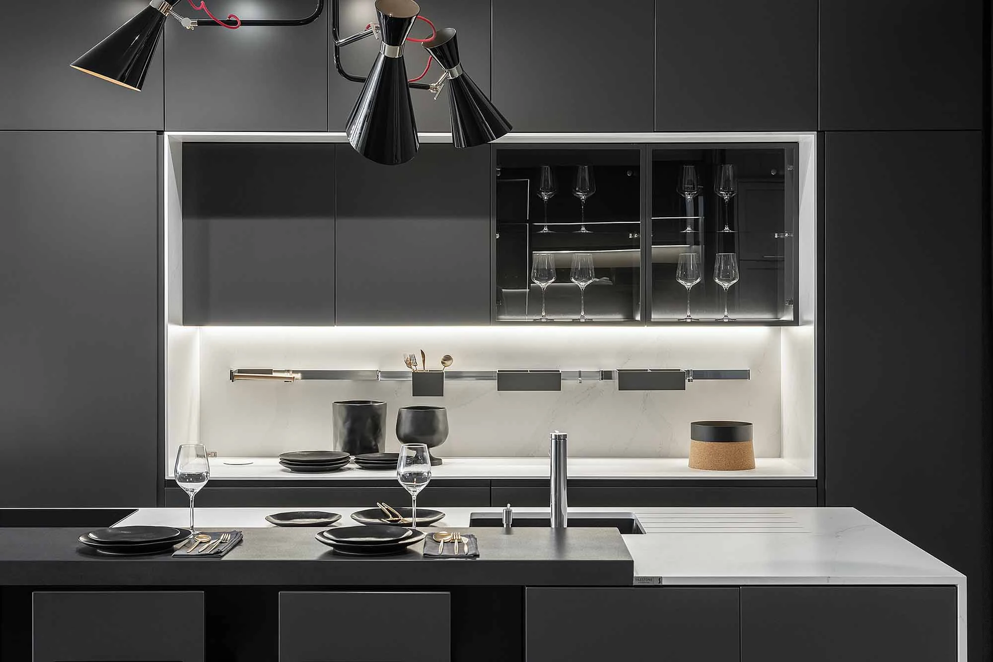 Découvrez les cuisines noires les plus populaires - Cosentino Luxemburgo  French