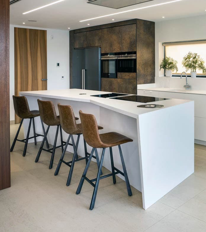 salon_08_02 Image 34 of salon 08 02.jpg?auto=format%2Ccompress&ixlib=php 3.3 in הקלאסיציזם מומצא מחדש - Cosentino