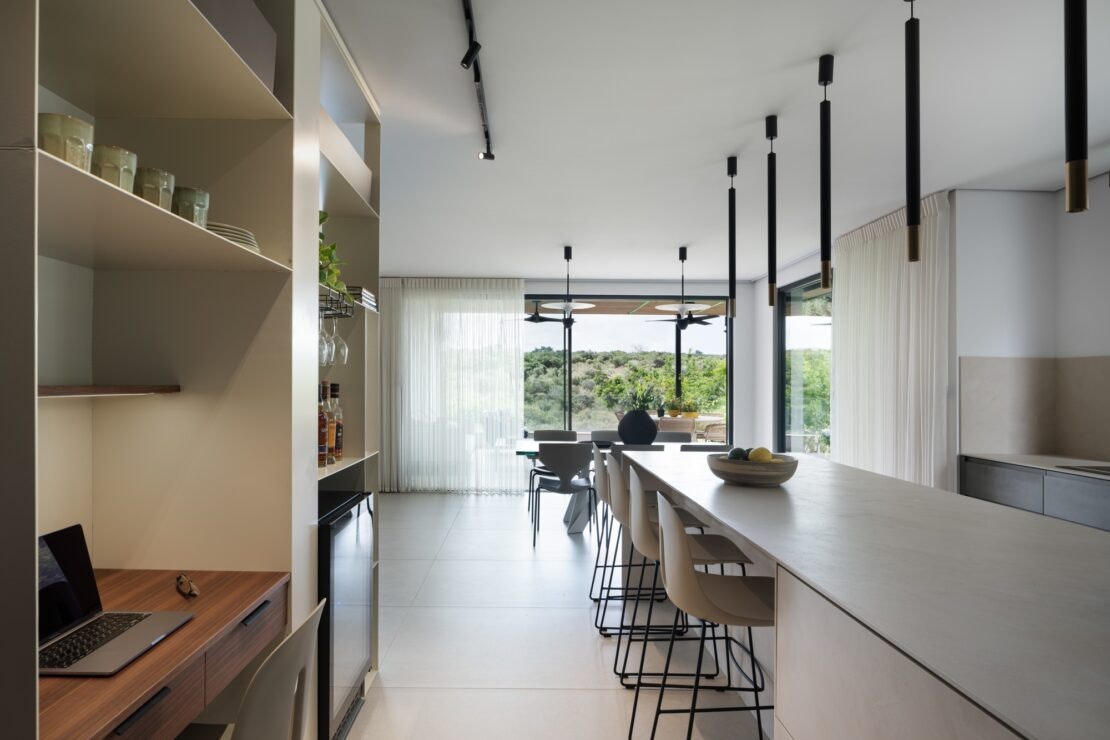 Central Israel Villa Iris Avneri (1) Central Israel Villa Iris Avneri (1)