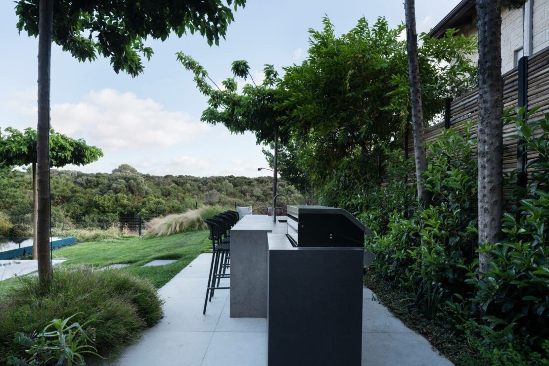 Central Israel Villa Iris Avneri (11) Central Israel Villa Iris Avneri (11)