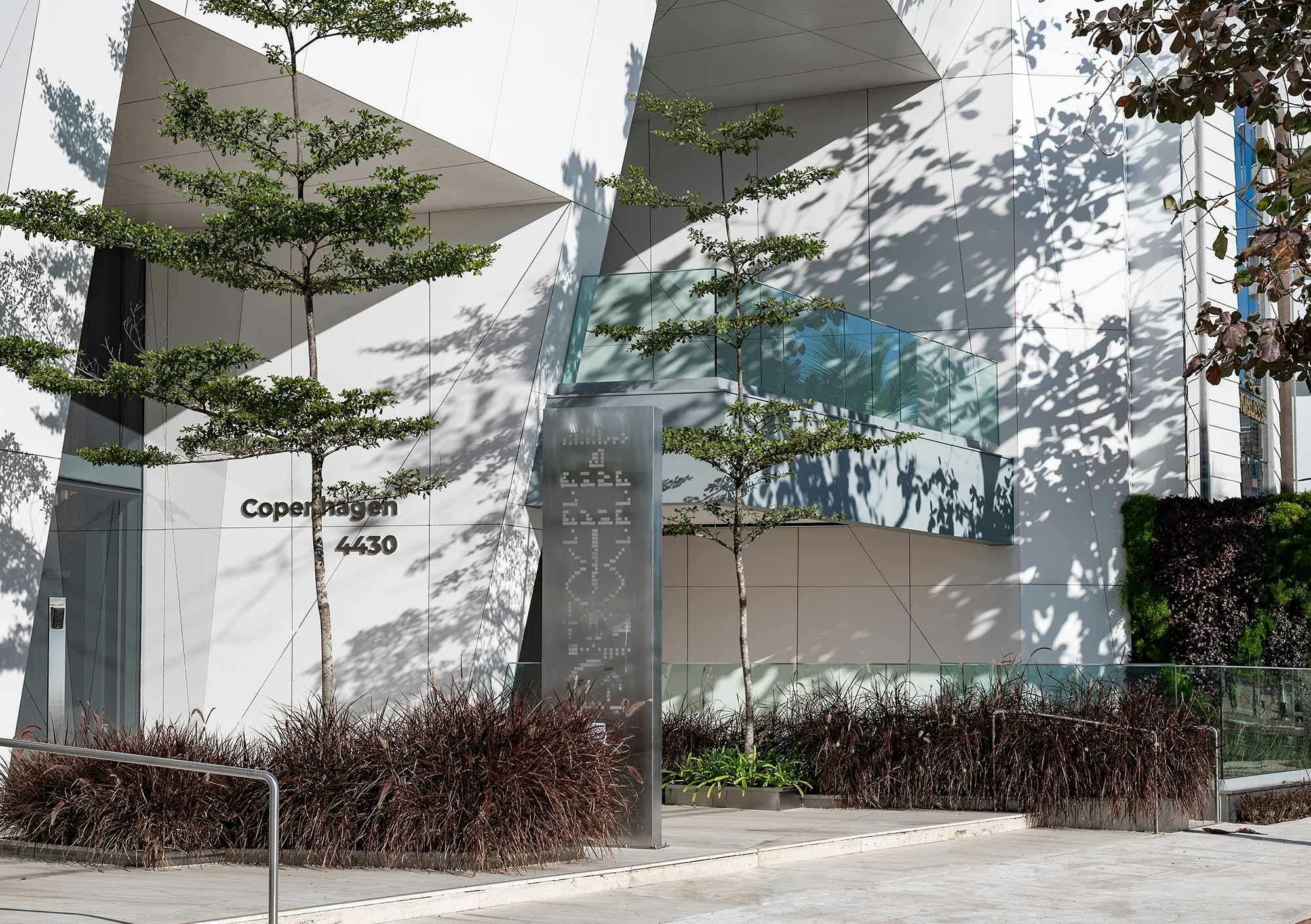 Balneario-Camboriu-3-6 Image 41 of Balneario Camboriu 3 6.jpg?auto=format%2Ccompress&ixlib=php 3.3 in השראה - Cosentino