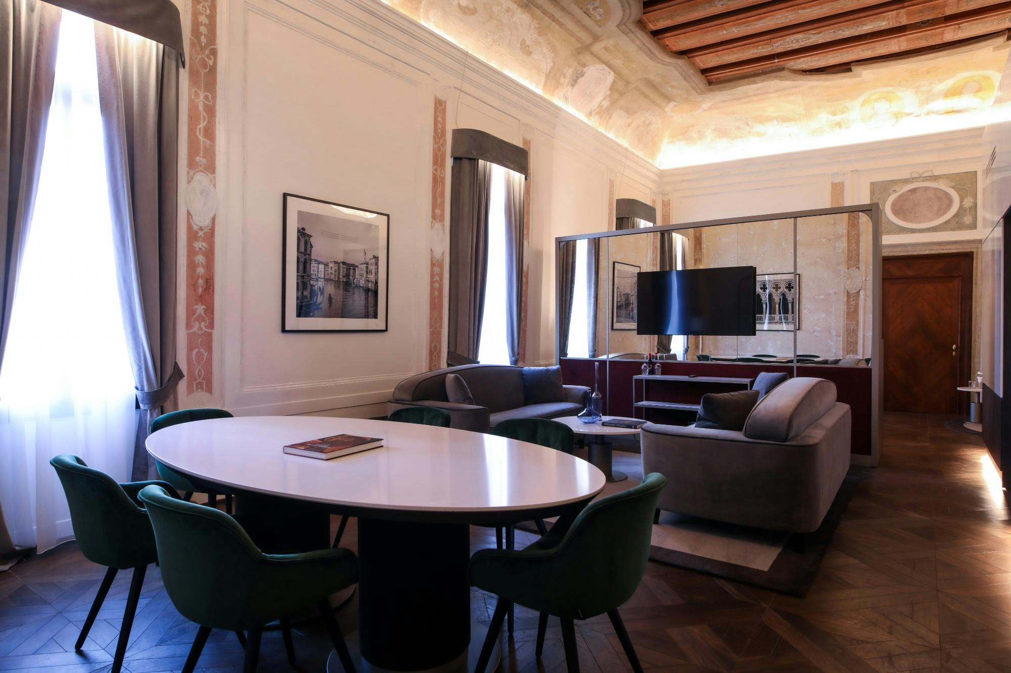 Cosentino-Venezia-Hotel-Nani-08-5 Image 58 of Cosentino Venezia Hotel Nani 08 5.jpg?auto=format%2Ccompress&ixlib=php 3.3 in השראה - Cosentino