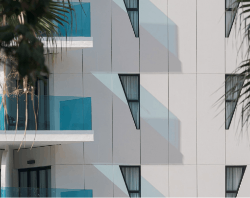 A kép száma 47 a Cosentino Magyarország Excellence in ultra-compact facades aktuális részének 47 képszáma.