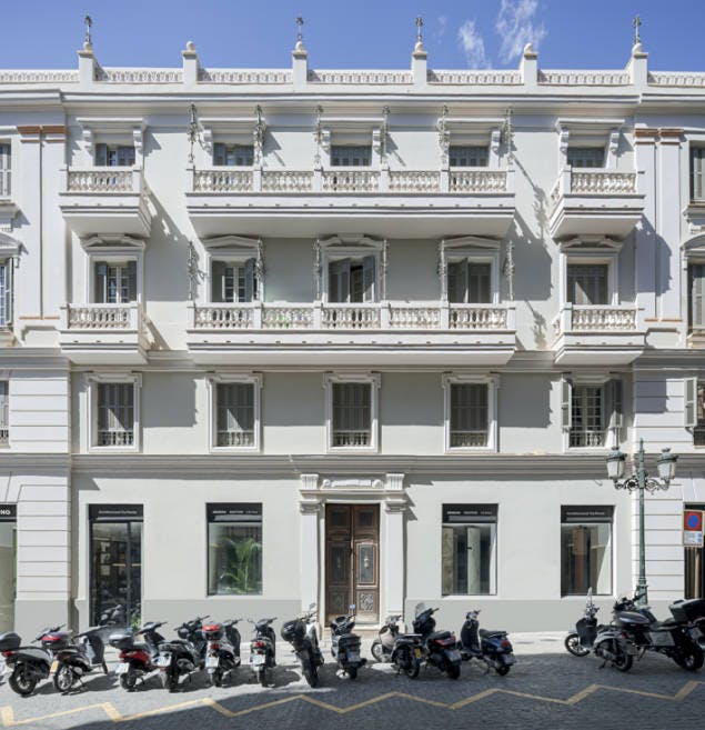 Numero immagine 32 della sezione corrente di Malaga di Cosentino Italia