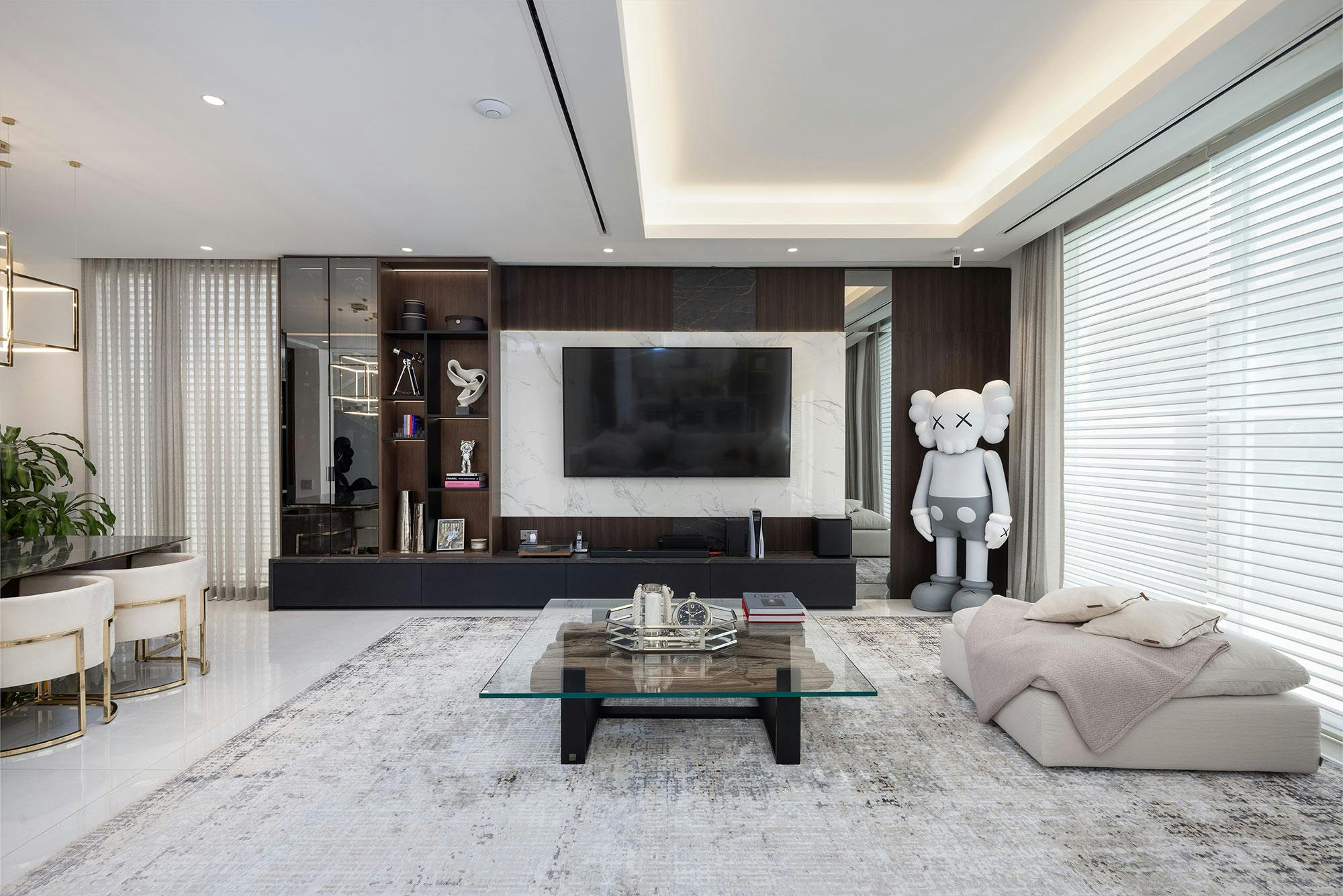 Numero immagine 43 della sezione corrente di DKTN Helena brings beauty and sustainability to a relaxed luxury flat in Singapore’s most exclusive area di Cosentino Italia