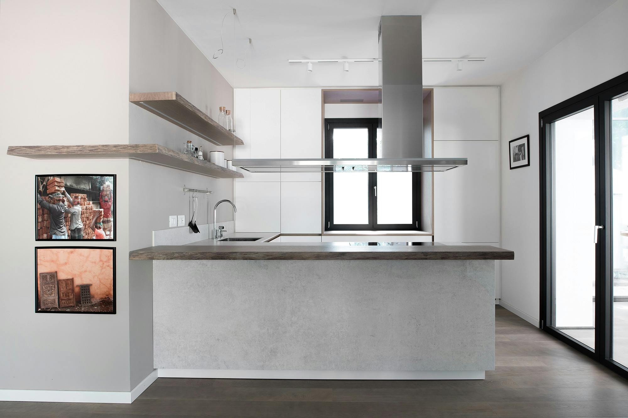 Numero immagine 46 della sezione corrente di Professional features for a domestic kitchen worktop di Cosentino Italia