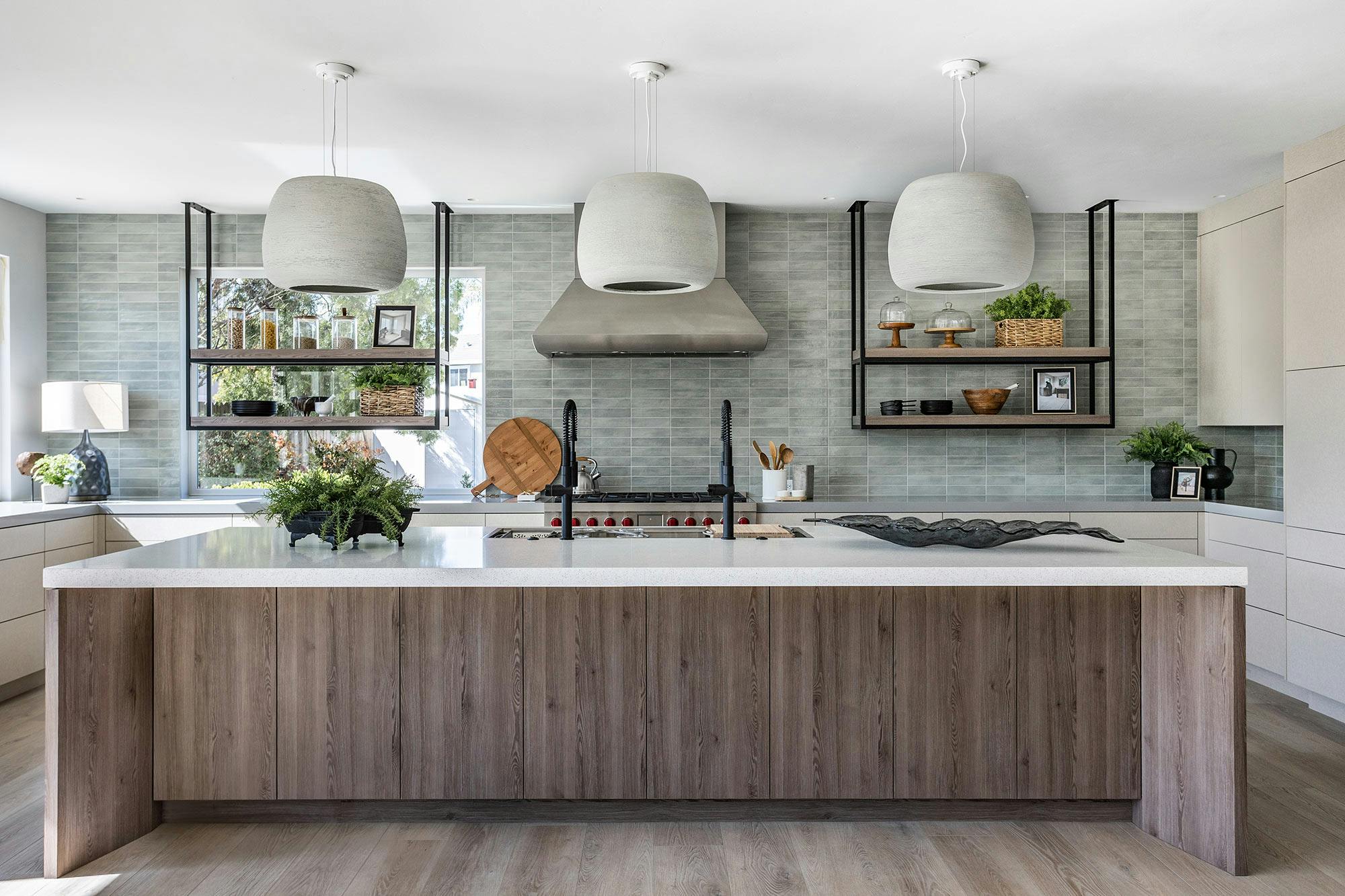 Numero immagine 40 della sezione corrente di Dekton for an integrated façade and outdoor kitchen in this private home in France di Cosentino Italia