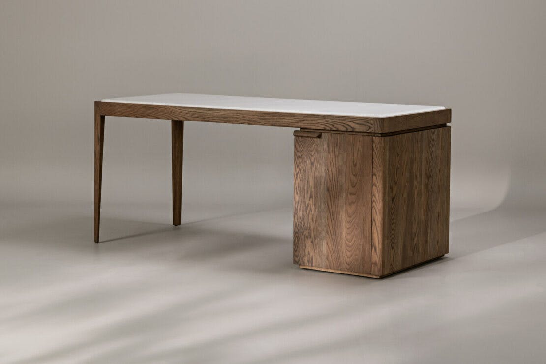 The grand living DS24 - THORN STUDY DESK II..,,
