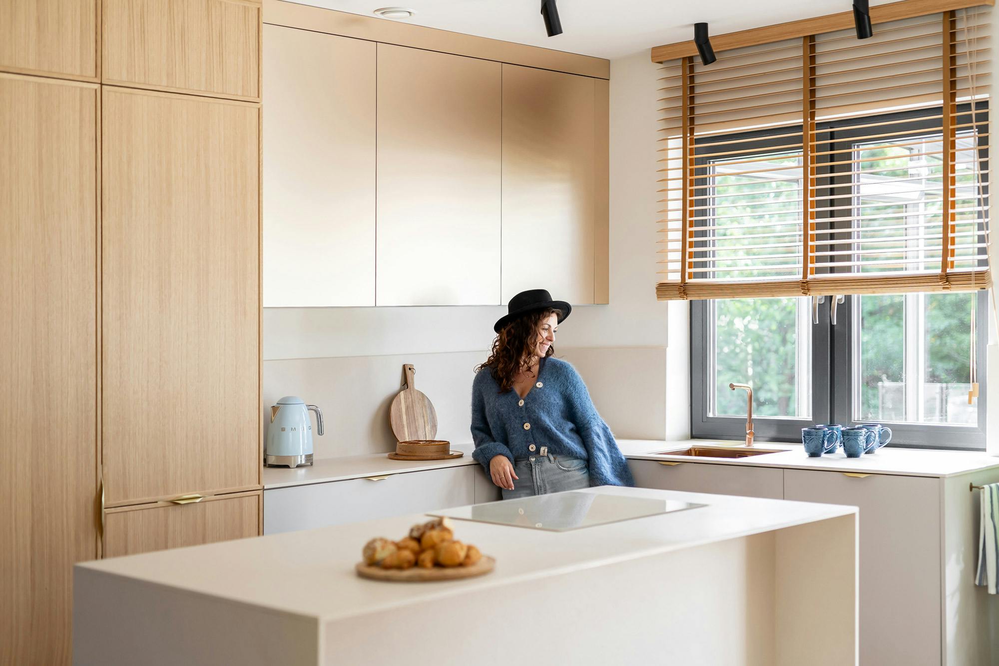 Numero immagine 41 della sezione corrente di Una casa che accoglie il minimalismo in modo ottimale con Dekton Pietra Kode di Cosentino Italia