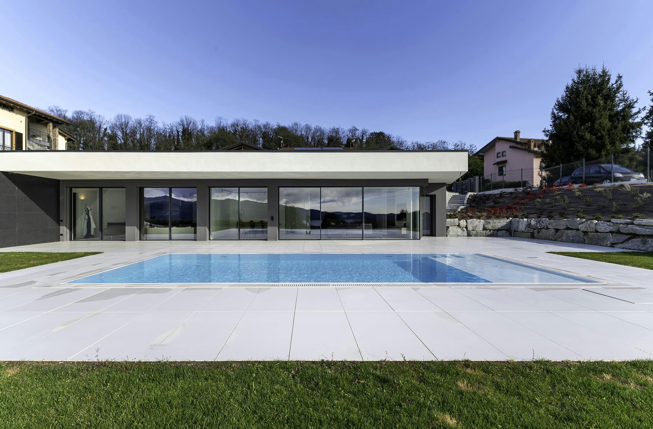 02_DEKTON_Villa Besozzo_CosentinoCaseStudy2025 Image 75 of 02 DEKTON Villa Besozzo CosentinoCaseStudy2025.jpg?auto=format%2Ccompress&ixlib=php 3.3 in Ispirazione - Cosentino