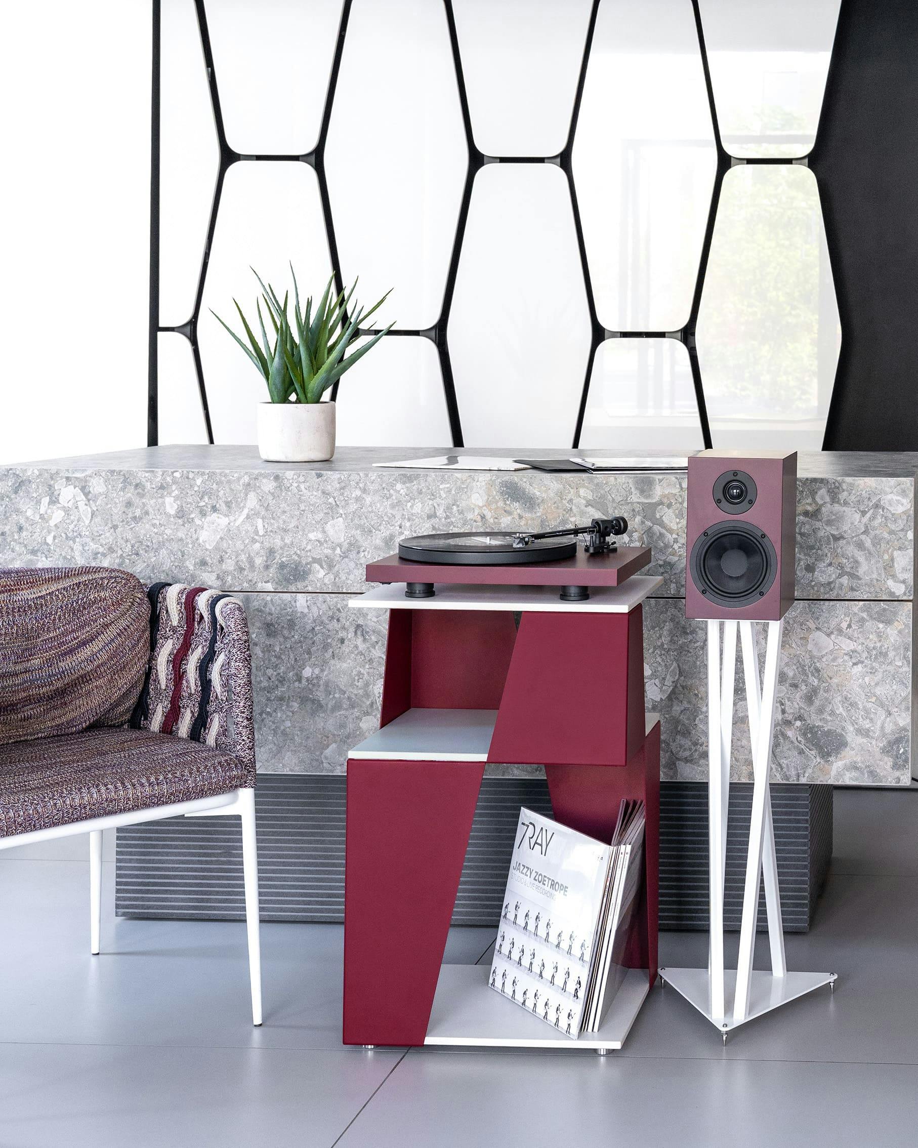 Cosentino_ColorfulTurntableStand_phBarbaraFrancoli_01 Image 72 of Cosentino ColorfulTurntableStand phBarbaraFrancoli 01.jpg?auto=format%2Ccompress&ixlib=php 3.3 in Ispirazione - Cosentino