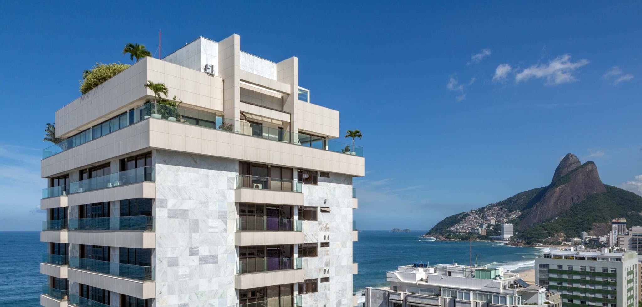 The jewel of Ipanema dazzles again thanks to Dekton