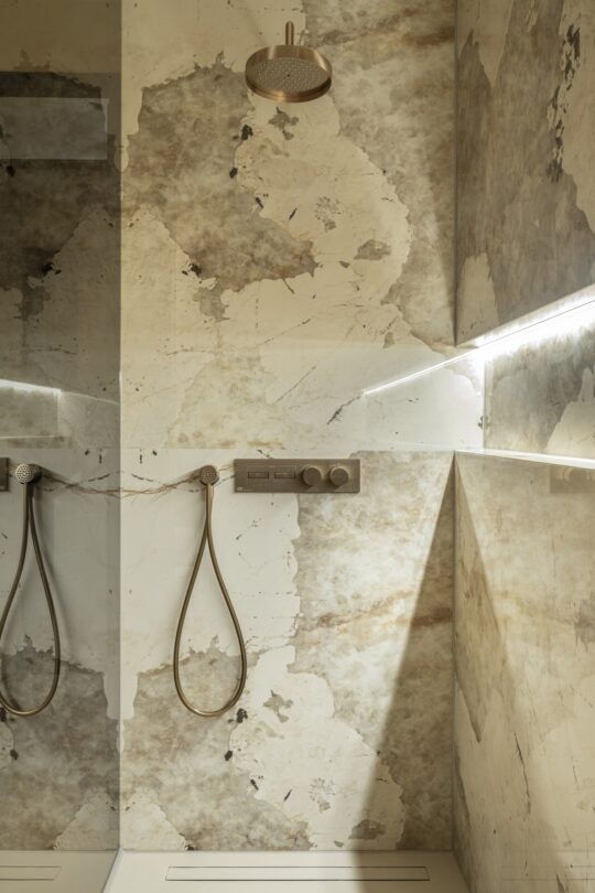 CiCi Bath (11) CiCi Bath (11)