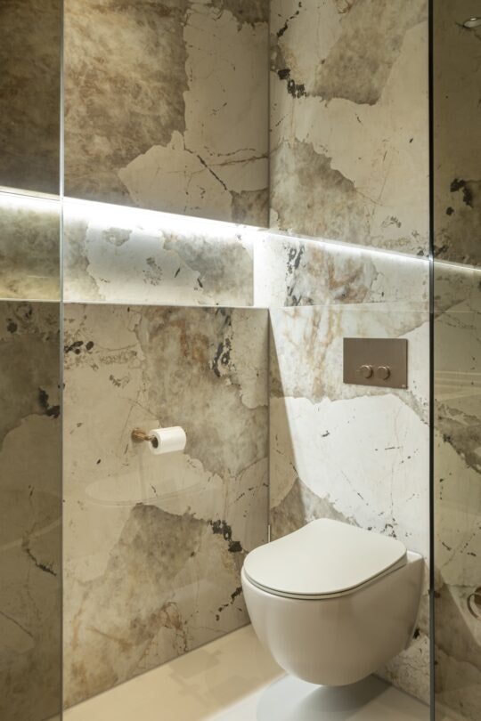 CiCi Bath (12) CiCi Bath (12)