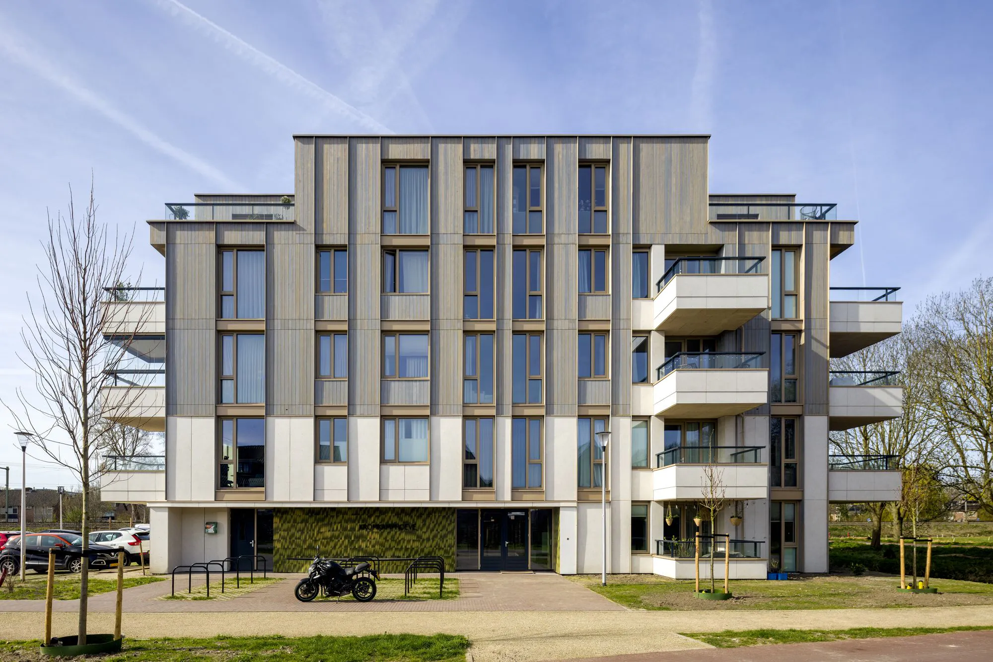 Facade Knoest (12)