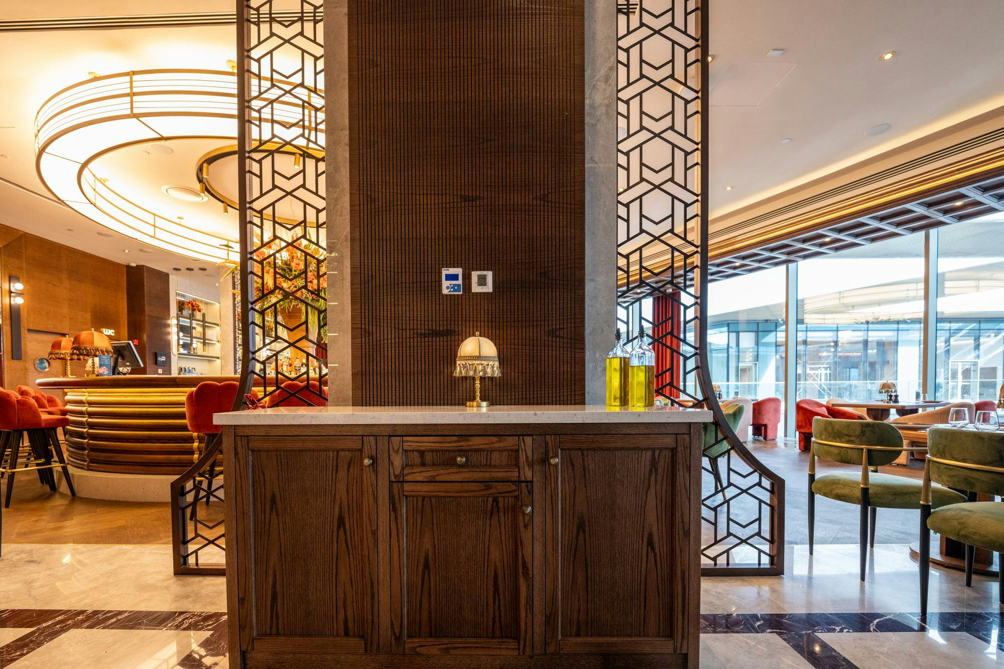 Monreve Brasserie (12) Image 36 of Monreve Brasserie 12.jpg?auto=format%2Ccompress&ixlib=php 3.3 in Monreve Brasserie: French elegance in Turkey with Silestone - Cosentino