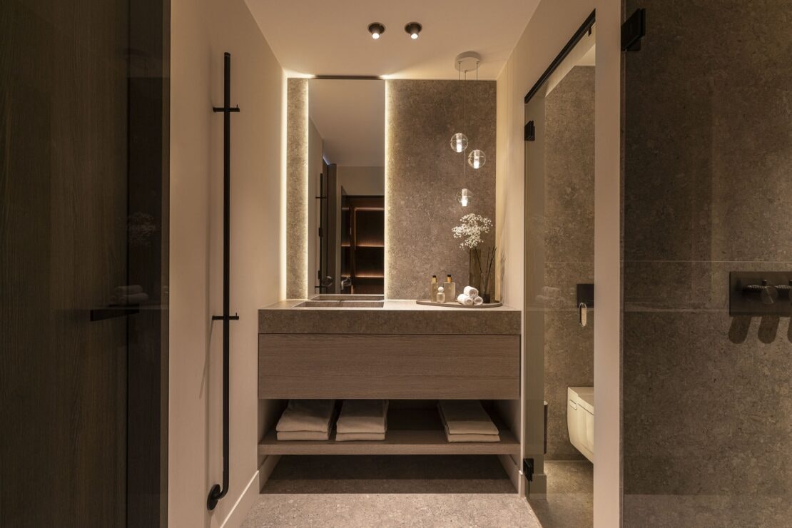 River-Penthouse-13 River-Penthouse-13