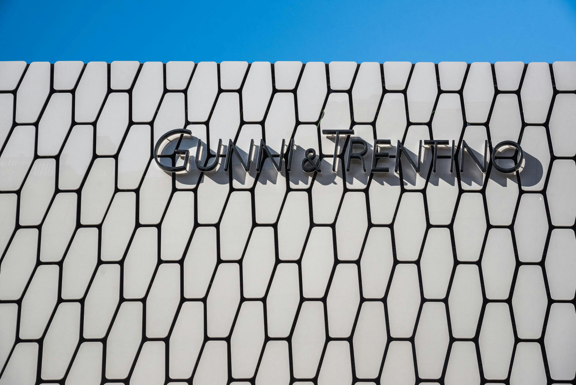 GUNNI-TRENTINO-MADRID-TIENDA-MOBILIARIO-INTERIORISMO-ALTA-57-1 Image 36 of GUNNI TRENTINO MADRID TIENDA MOBILIARIO INTERIORISMO ALTA 57 1.jpg?auto=format%2Ccompress&ixlib=php 3.3 in Gunni Trentino - Cosentino