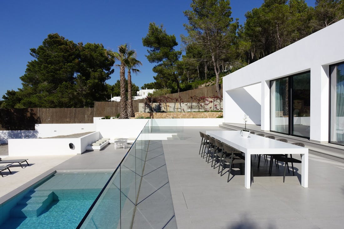 Villa Omnia, Ibiza met Dekton® en Silestone®