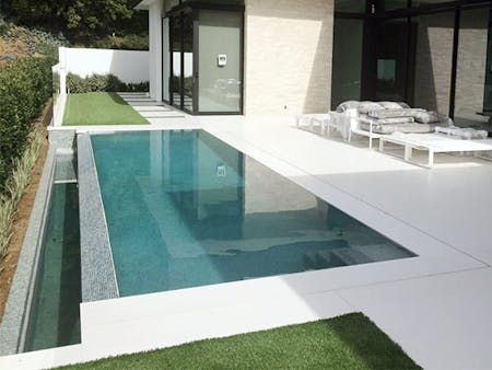 Image of Cosentino Outdoor Piscina.jpg?auto=format%2Ccompress&fit=crop&ixlib=php 3.3 in Buiten - Cosentino