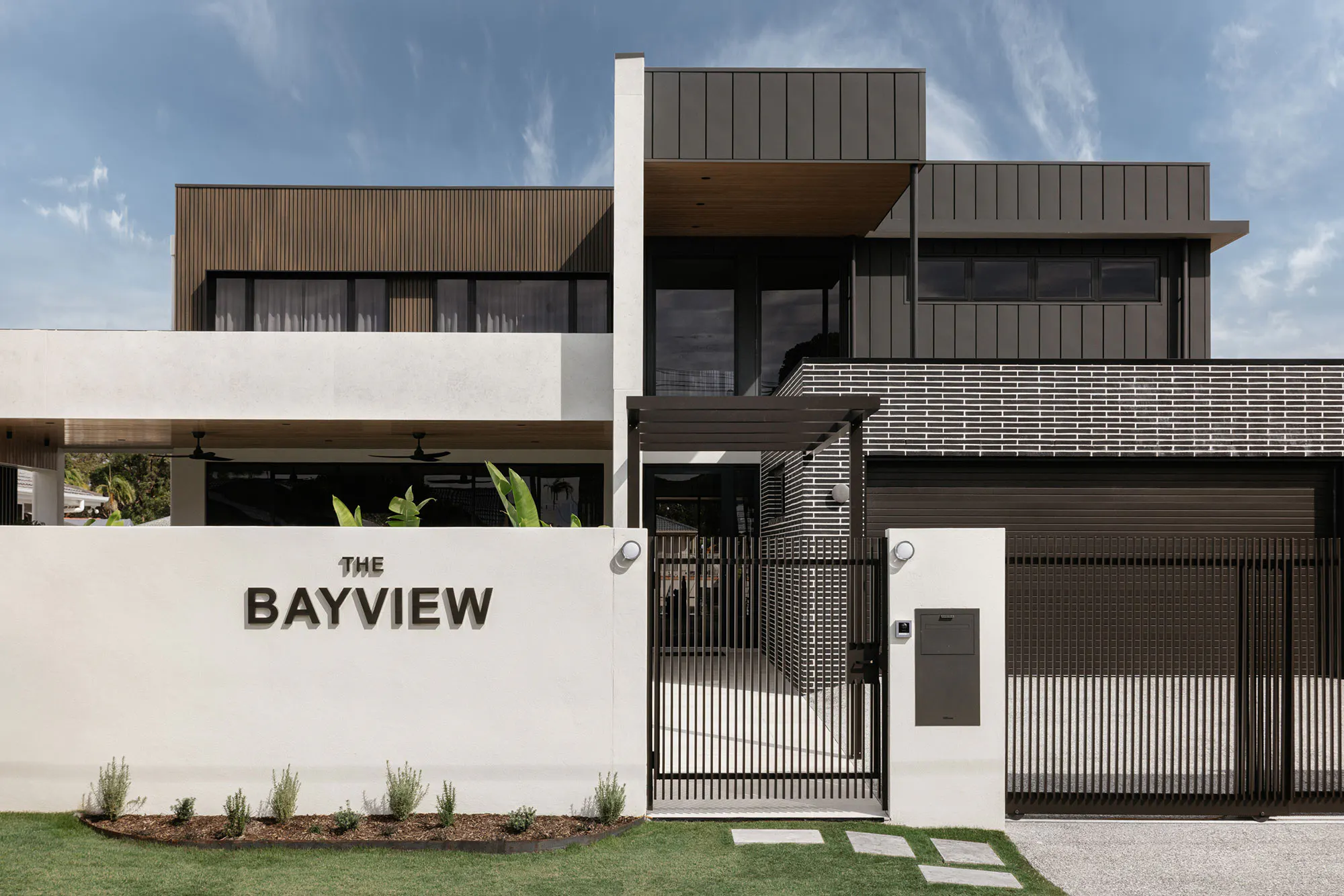 Bayview-house-(18) Image 48 of Bayview house 18.jpg?auto=format%2Ccompress&ixlib=php 3.3 in Fasader - Cosentino