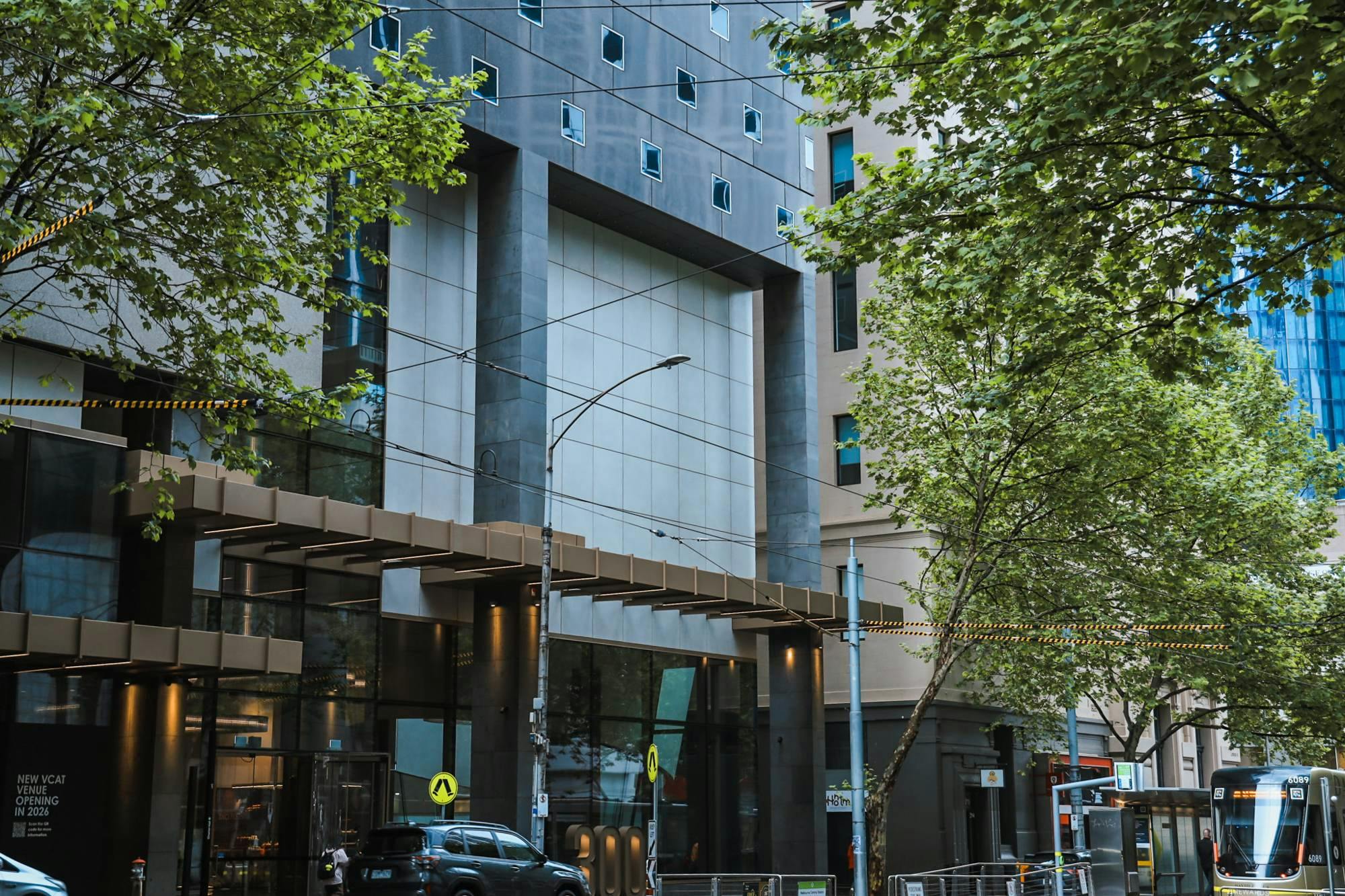 Facade La Trobe Melbourne (11) Image 65 of Facade La Trobe Melbourne 11.jpg?auto=format%2Ccompress&ixlib=php 3.3 in Blaty bez ograniczeń — prawdziwa innowacja w świecie kuchni - Cosentino