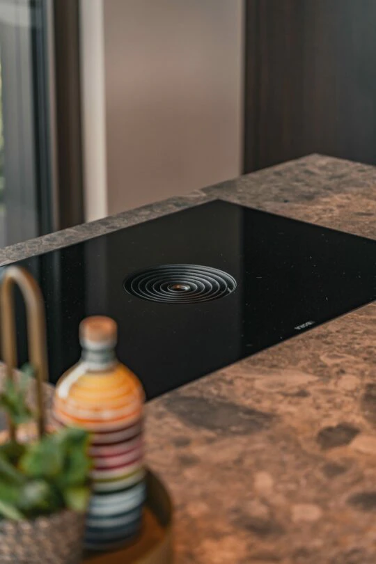 Kitchen with ktichen island (7) Kitchen with ktichen island (7)