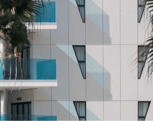 Imagem número 47 da actual secção de Excellence in ultra-compact facades da Cosentino Portugal