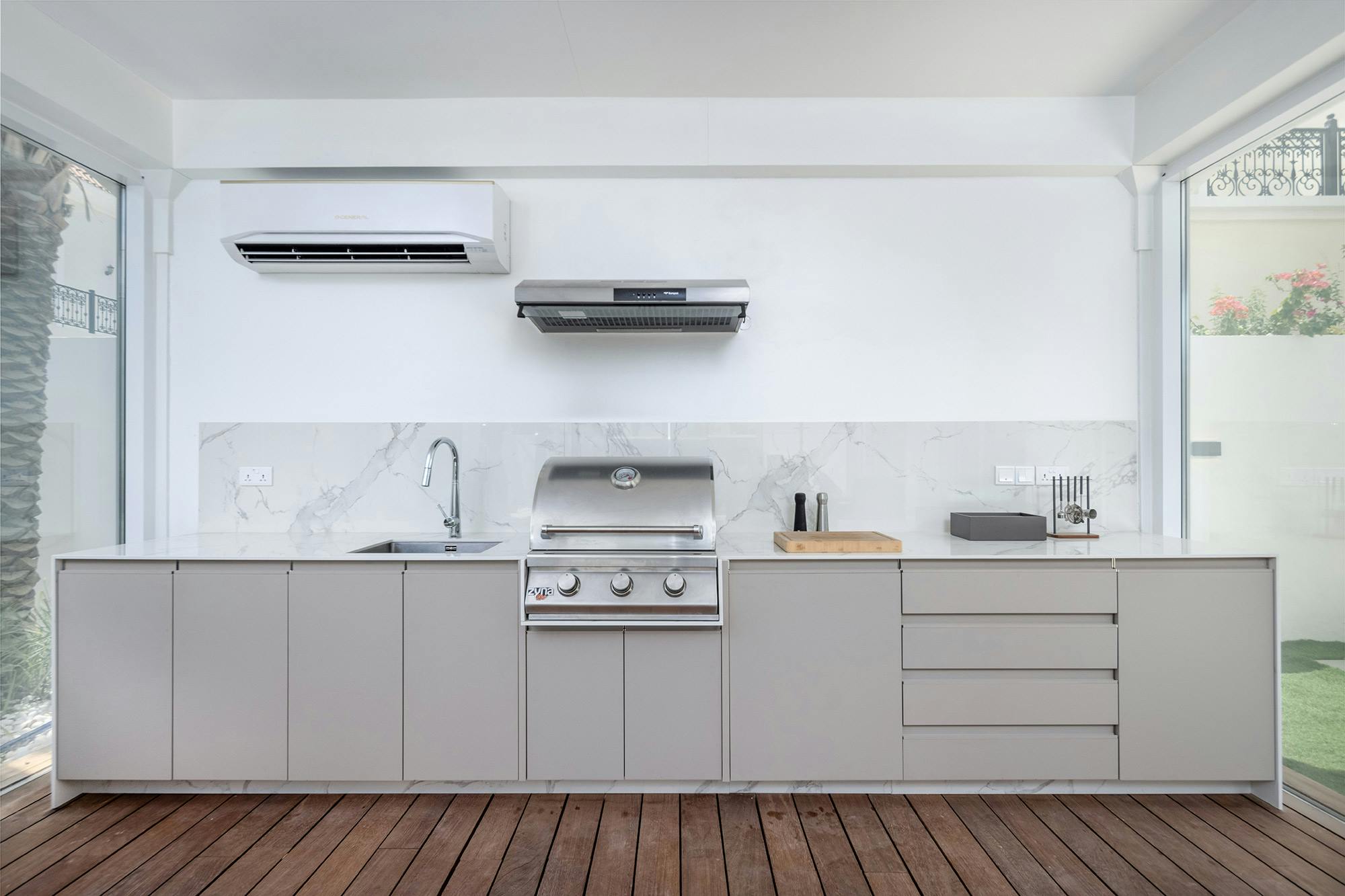Imagem número 48 da actual secção de Cozinha e sala de jantar combinadas por um design preciso da Cosentino Portugal