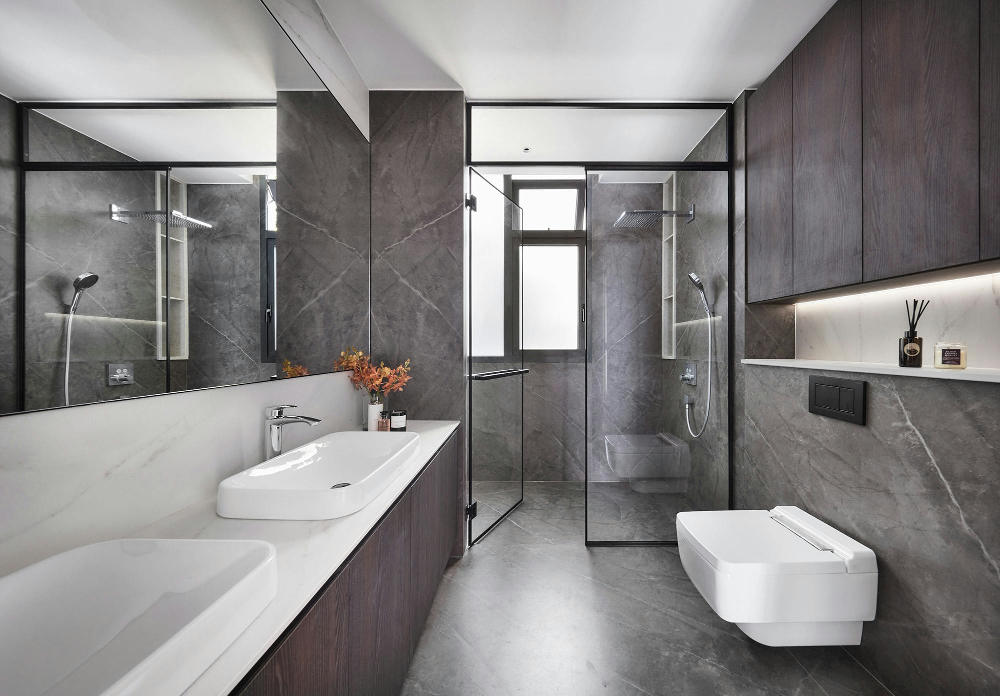 Imagem número 47 da actual secção de Two full-fledged bathrooms covered by Dekton at Ben Adams da Cosentino Portugal