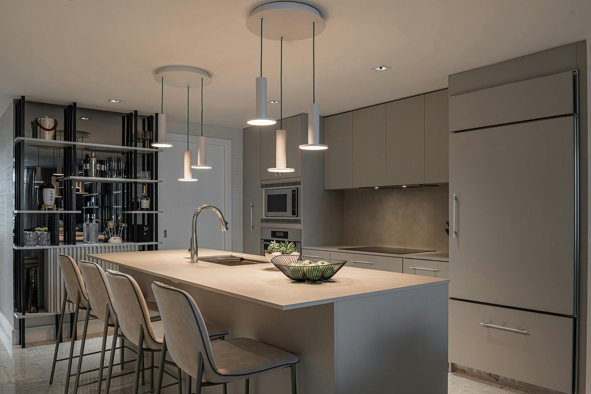 Imagem número 38 da actual secção de Dekton Sirius adds a welcoming touch to the kitchens of a residential development in Dubai da Cosentino Portugal