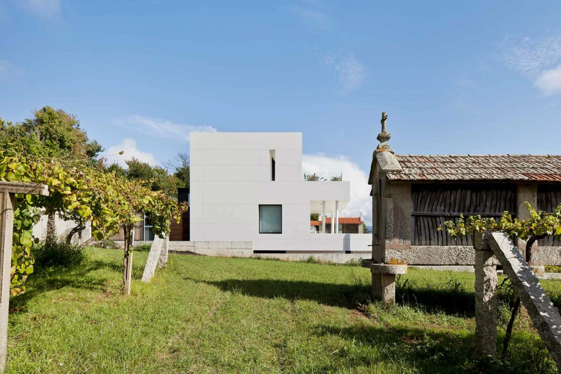 Fachada-sanxenxo Fachada-sanxenxo